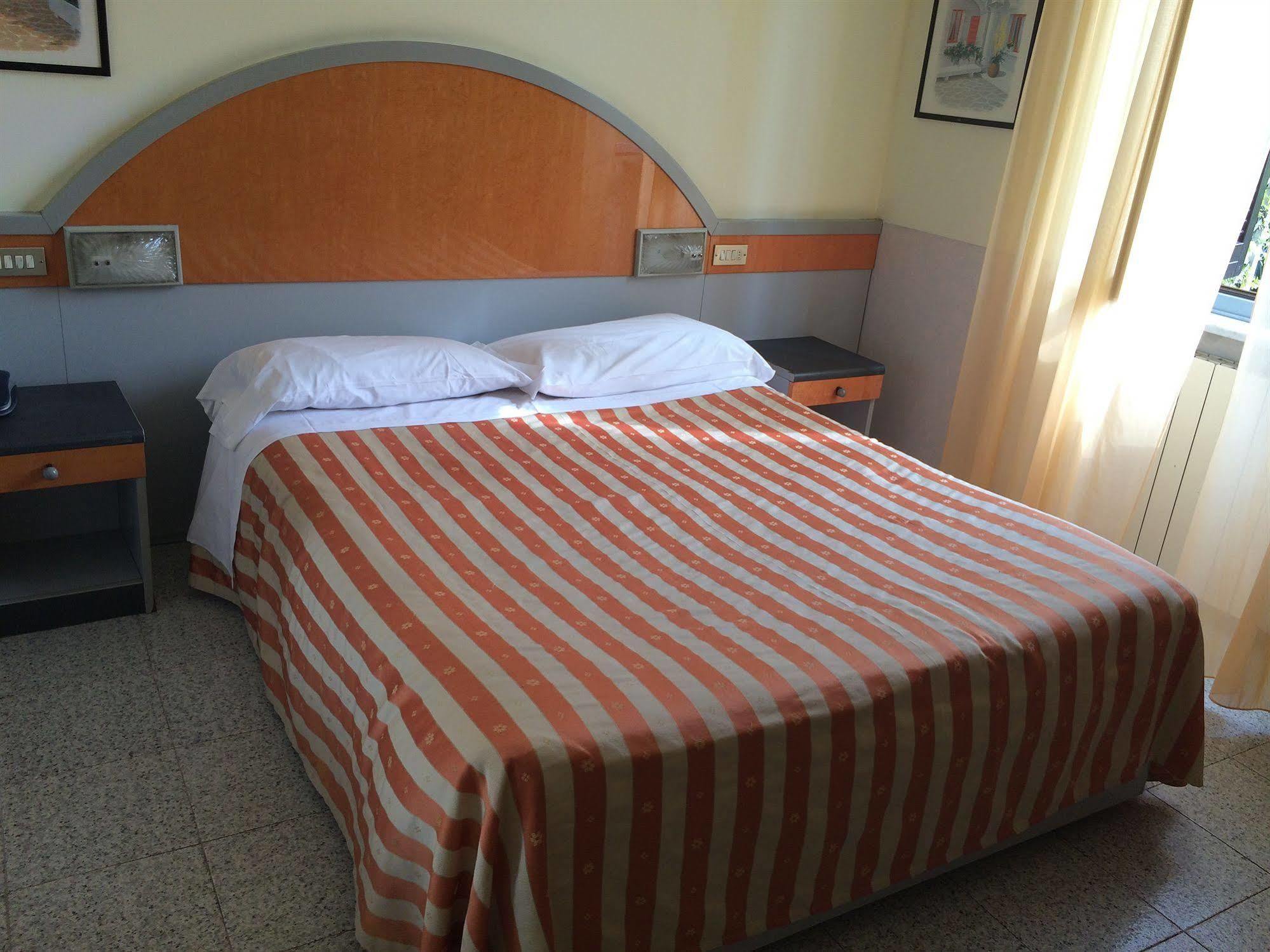 Hotel Mazzini Letojanni Exterior photo