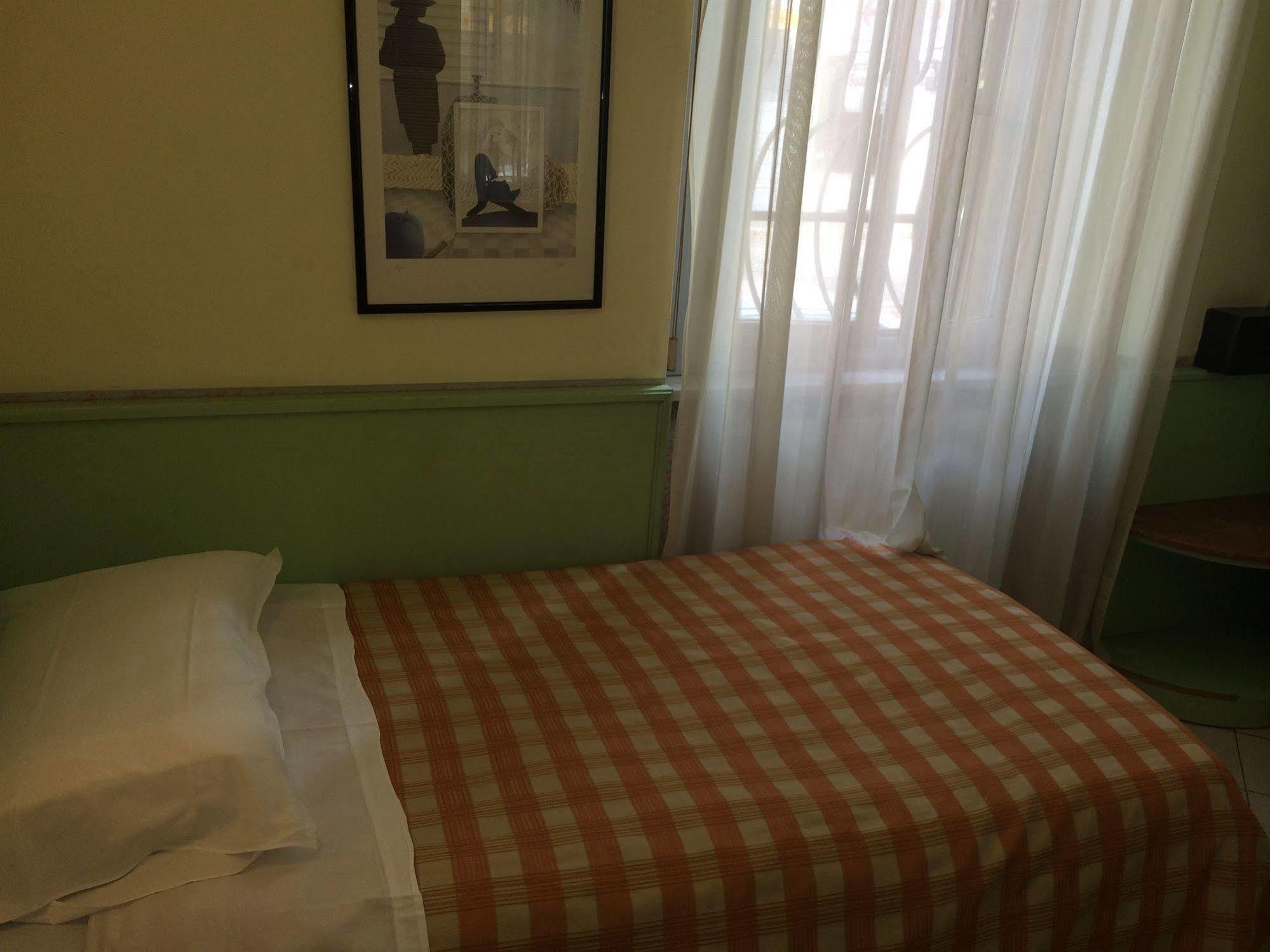 Hotel Mazzini Letojanni Exterior photo